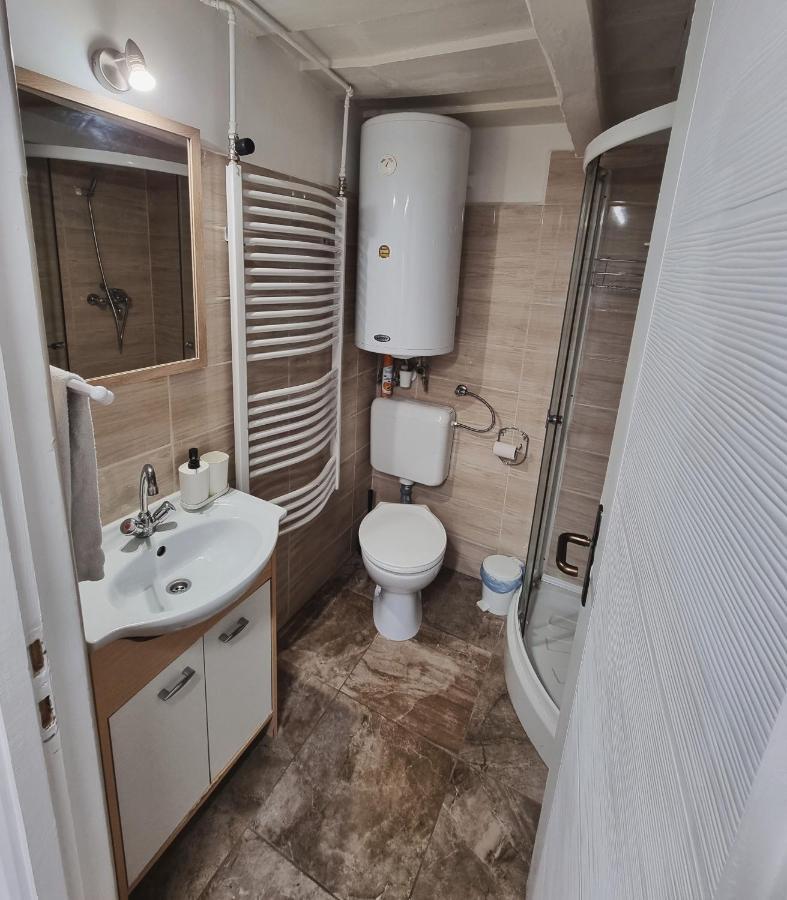 شقة Gyöngyös  في Gyongy Apartmanhazak المظهر الخارجي الصورة