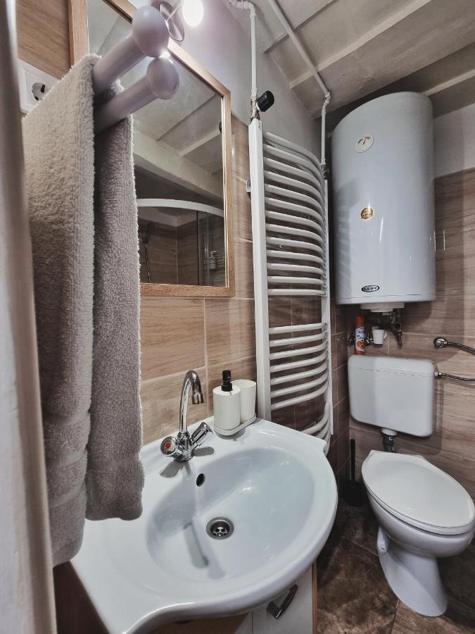 شقة Gyöngyös  في Gyongy Apartmanhazak المظهر الخارجي الصورة