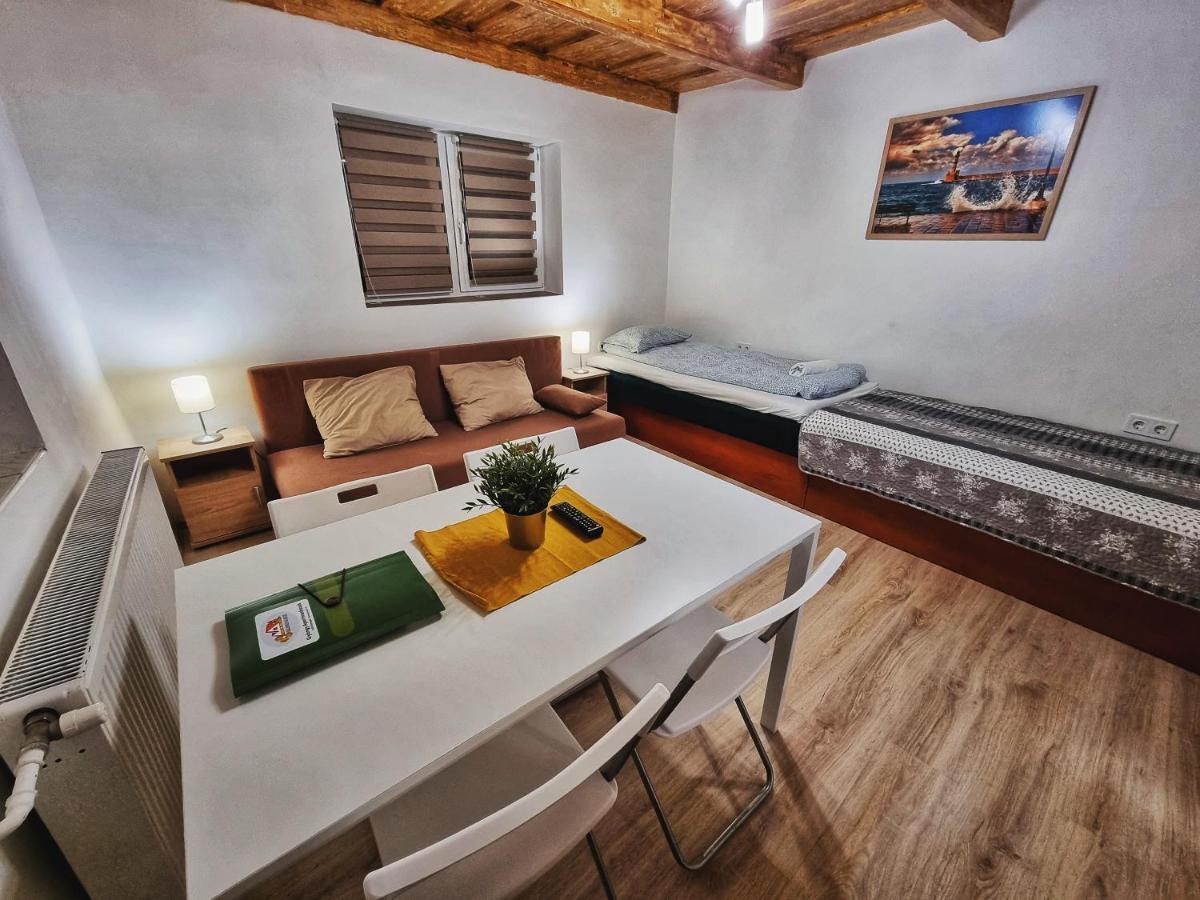 شقة Gyöngyös  في Gyongy Apartmanhazak المظهر الخارجي الصورة
